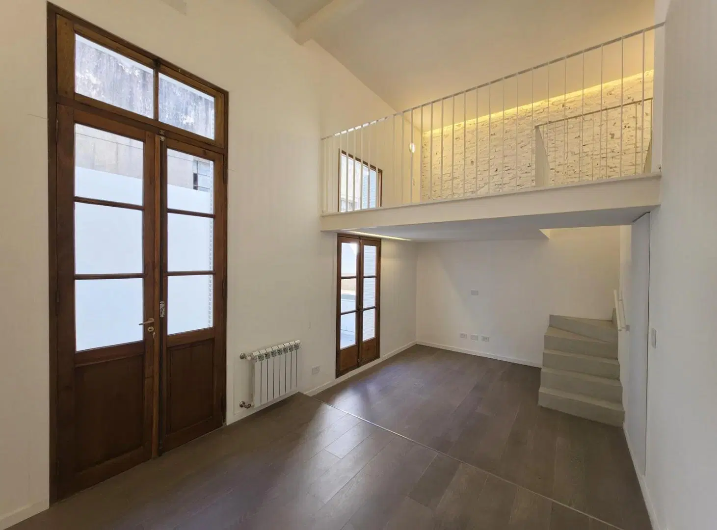 Venta, Casa Pasillo NO PH, 3 dorm, Escritorio, Patio parrillero, A estrenar, Mendoza 2400 2