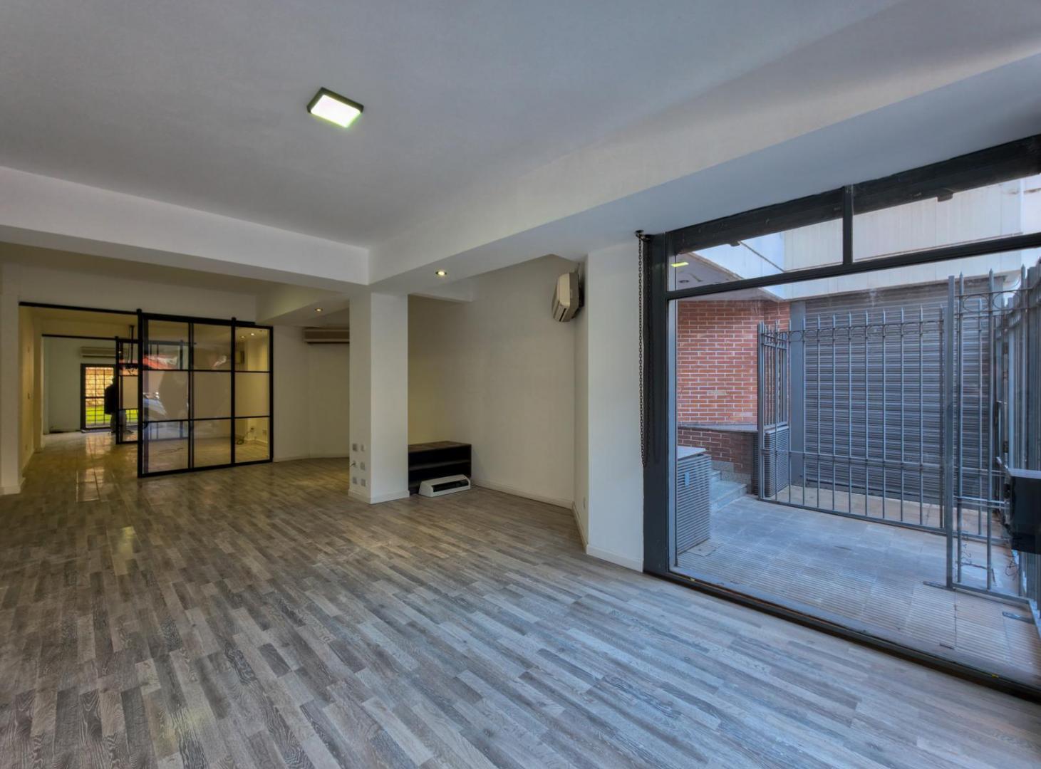 Foto de Alquiler, Local / Oficina, PB Frente, 1 Baño, Amplio Patio | Zona, imagen 1