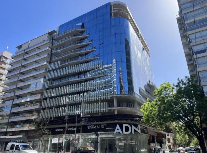 ALQUILER OFICINA DE  200 mts2 CON 1 COCHERA   EN EDIFICIO PREMIUM  EN BELGRANO 1