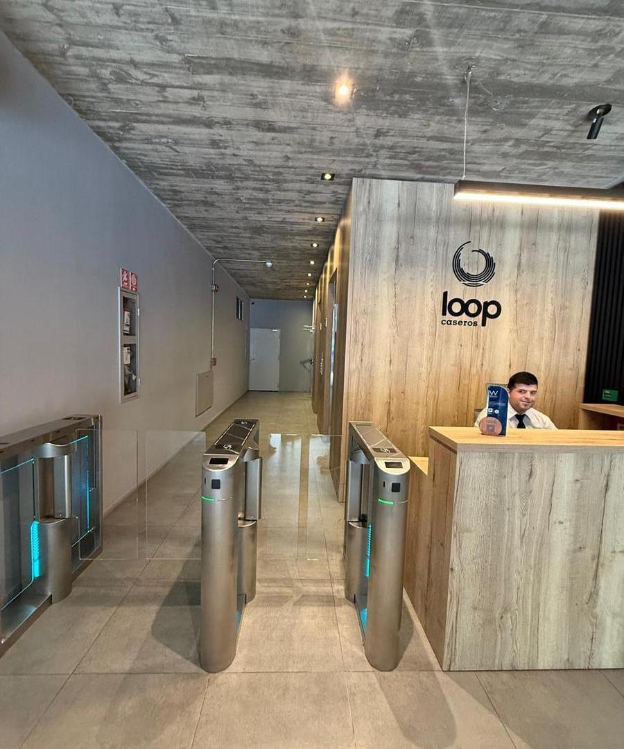 Foto de Alquiler de Oficinas 225 m2 en Parque Patricios, imagen 2