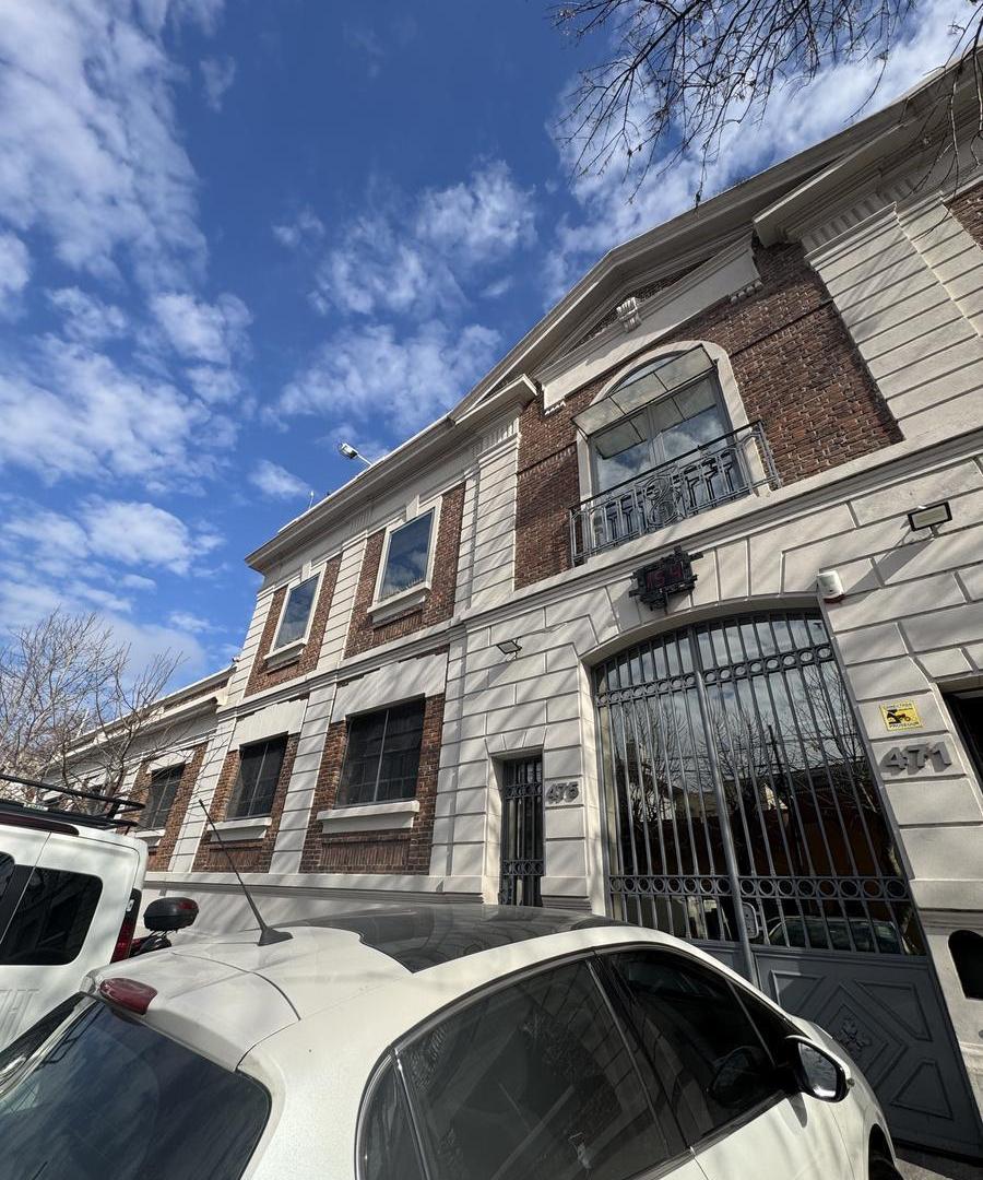 VENTA DE GALPON DE 3,635 M2 CON OFICINAS EN PARQUE PATRICIOS - DISTRITO TECNOLOGICO