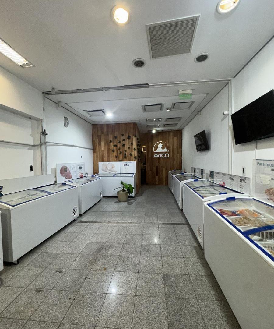 VENTA DE LOCAL COMERCIAL DE 320 m2 EN BALVANERA