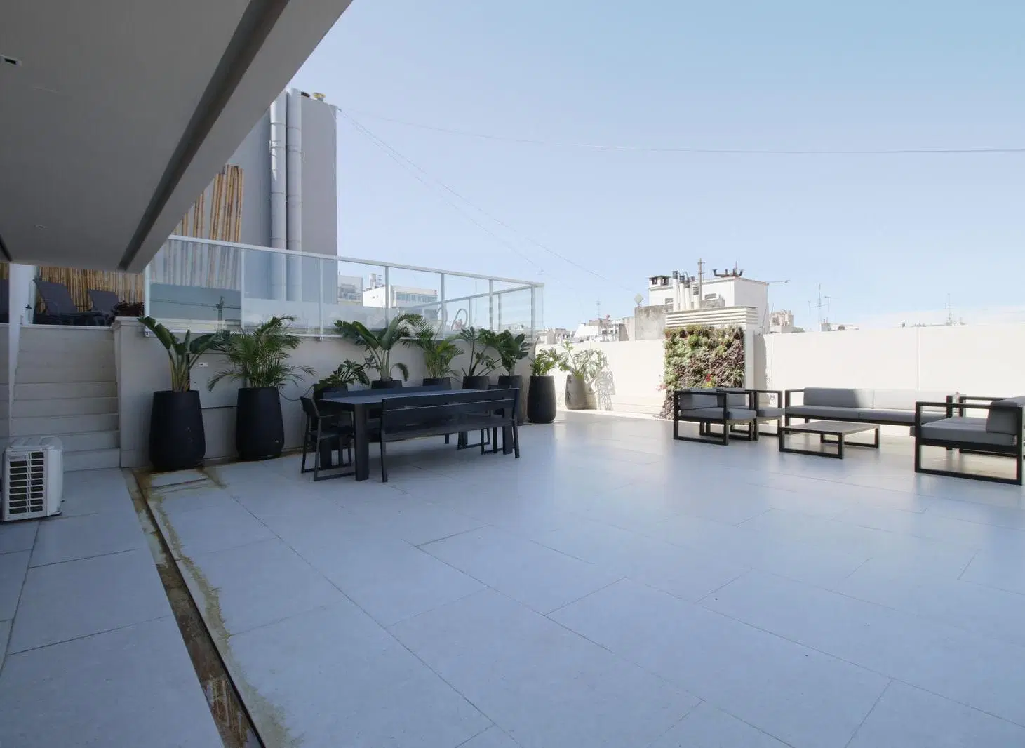VENTA DEPARTAMENTO 3 AMBIENTES CON COCHERA, BAULERA Y PISCINA PROPIA EN RECOLETA TORRE ARMANI 5