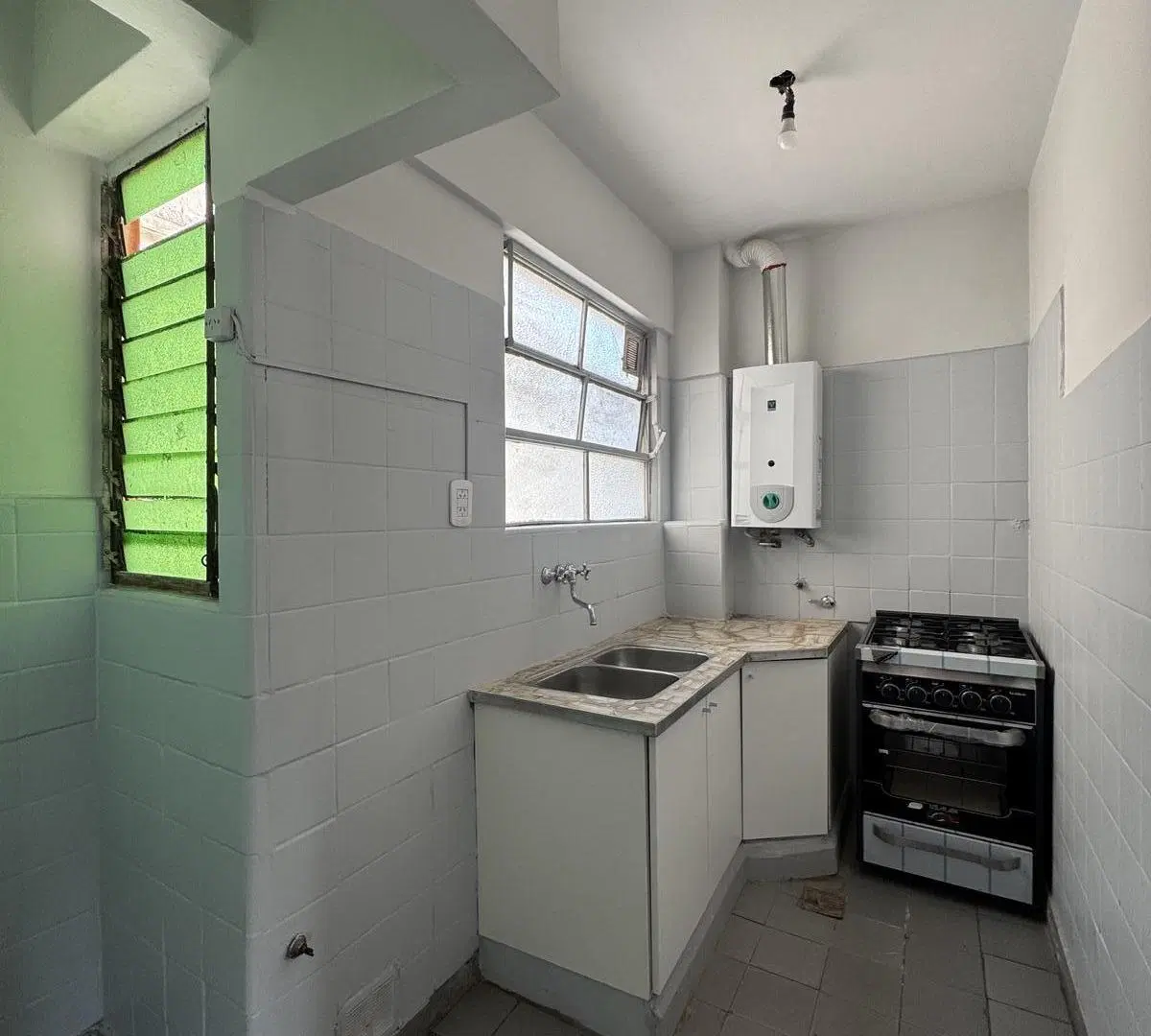 VENTA PH 2 AMBIENTES ESCRITORIO Y TERRAZA PROPIA APTO CREDITO EN VILLA GRAL MITRE 3
