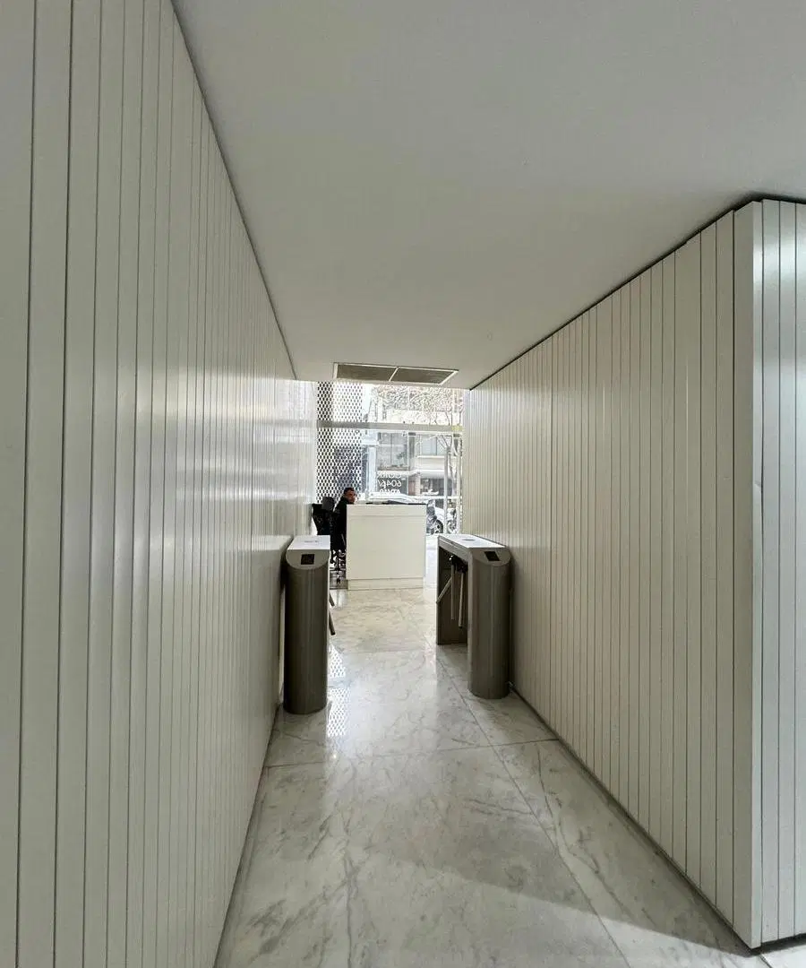 VENTA DE OFICINA DE 75,24 M2 CON BALCON Y COCHERA EN PALERMO HOLLYWOOD 4