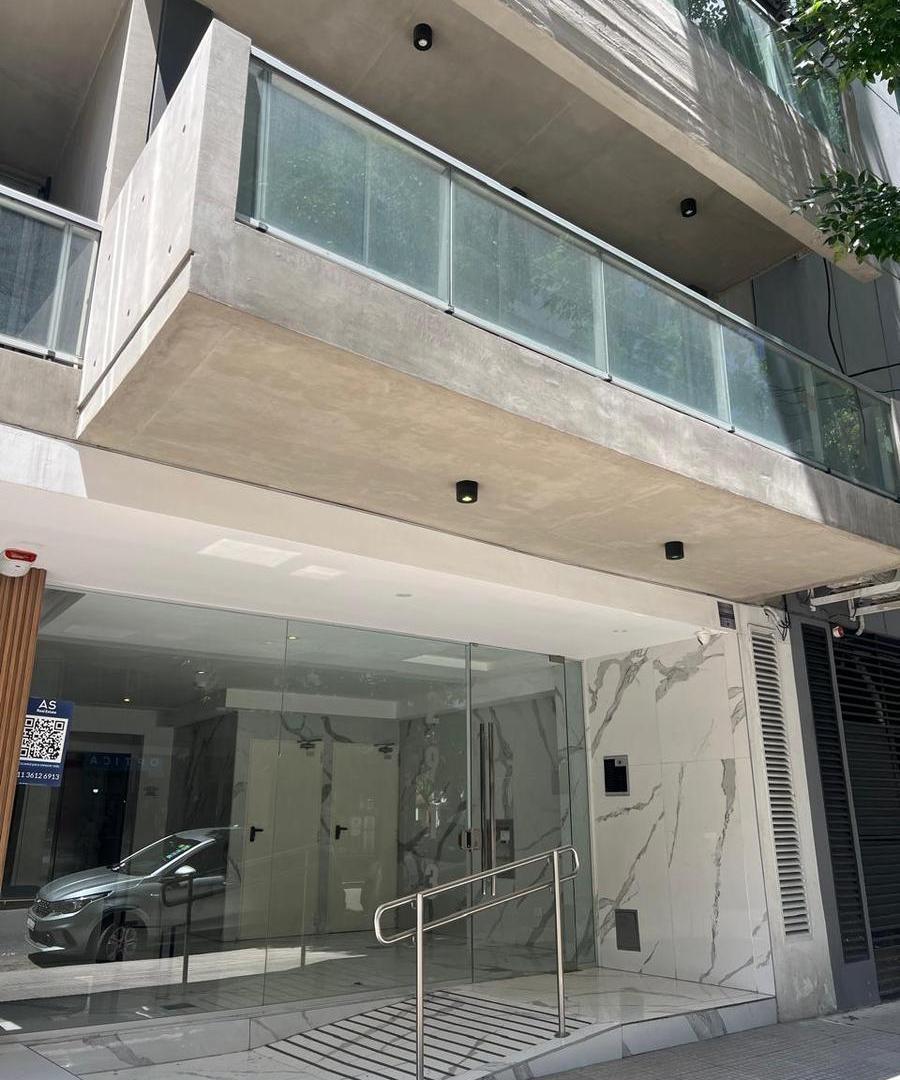 VENTA DE DEPARTAMENTO 3 AMBIENTES CON COCHERA AMOBLADO Y EQUIPADO EN NUÑEZ