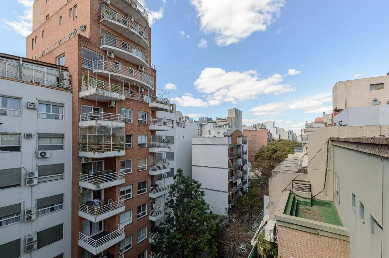 VENTA DEPARTAMENTO TIPO DUPLEX 3 AMBIENTES EN NUÑEZ, BALCON Y COCHERA PARA 2 AUTOS 4
