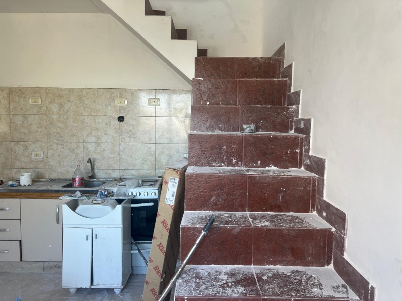Foto de VENTA DEPARTAMENTO TIPO DUPLEX 3 AMBIENTES EN MONTE CASTRO, imagen 5
