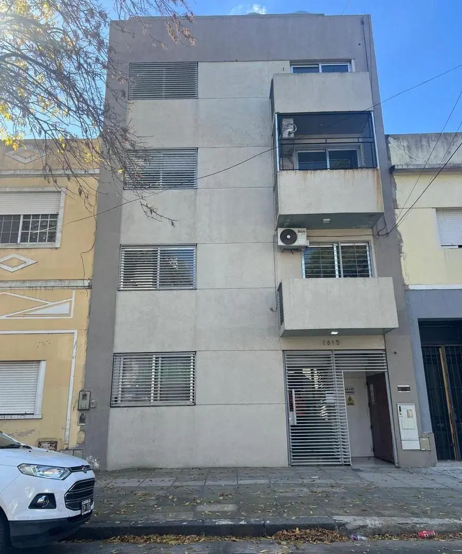 VENTA DEPARTAMENTO TIPO DUPLEX 3 AMBIENTES EN MONTE CASTRO 1