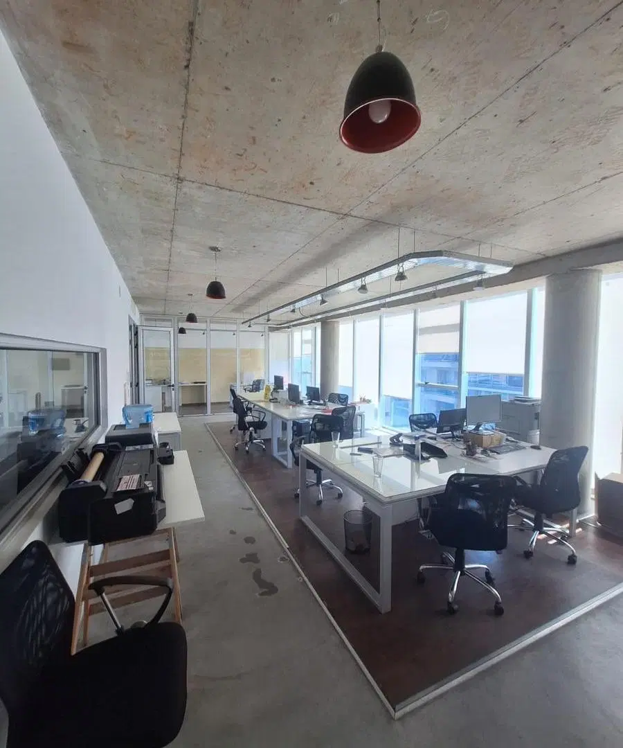 ALQUILER DE OFICINA DE 110 M2  CON COCHERA EN PALERMO | DISTRITO AUDIO VISUAL 3