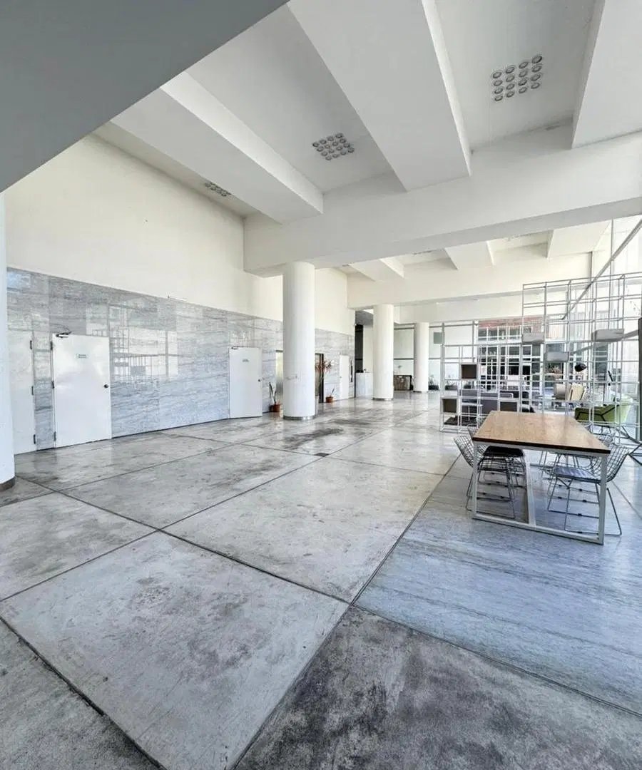 VENTA DE DEPARTAMENTO 2 AMBIENTES AMOBLADO CON BALCON EN MONSERRAT 3
