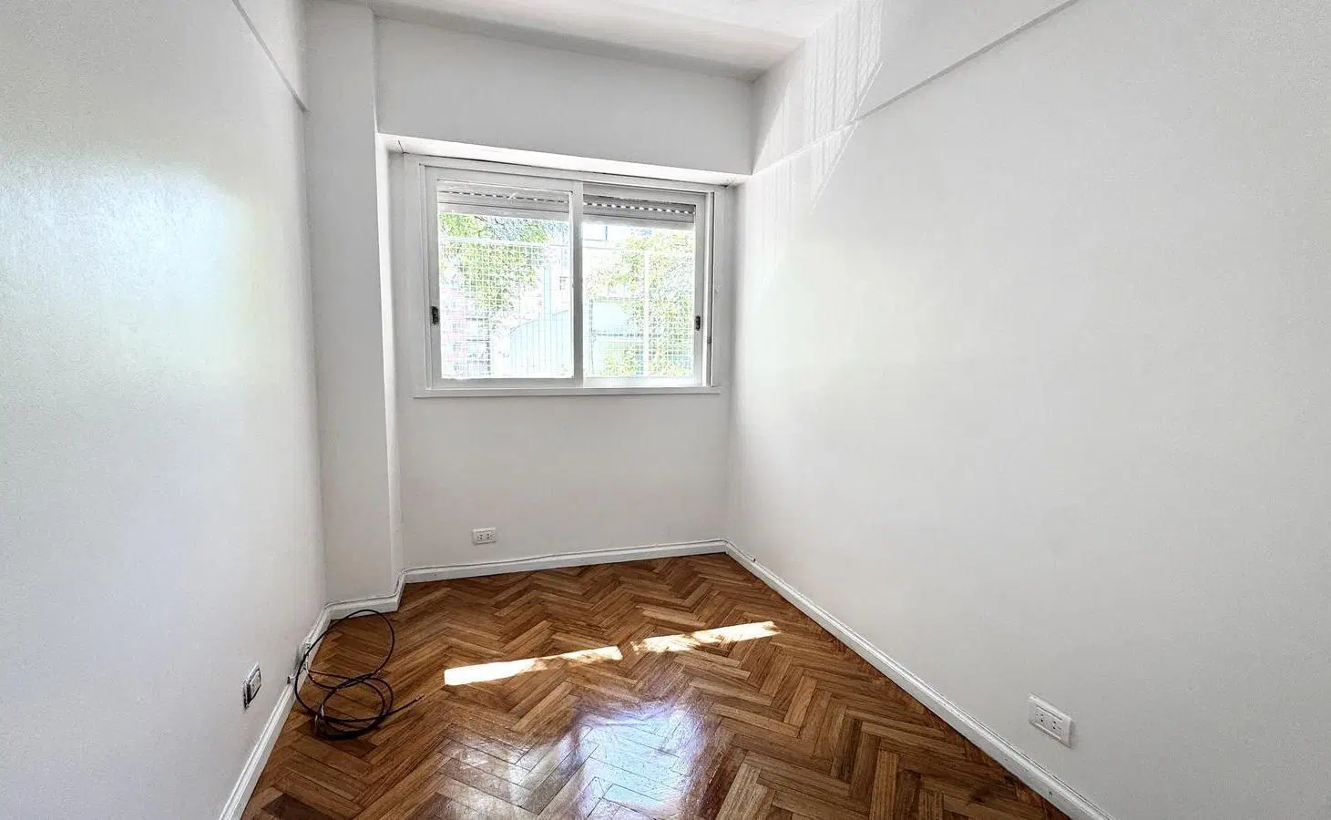 VENTA DEPARTAMENTO 4 AMBIENTES EN NUÑEZ, CON COCHERA, BALCON AL FRENTE, APTO CREDITO 3