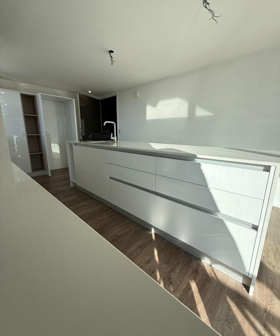 Foto de VENTA DEPARTAMENTO 3 AMBIENTES DE 126 M2 EN QUARTIER DEL BAJO PUERTO, imagen 4
