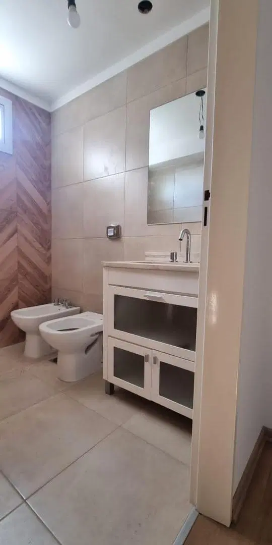 VENTA DE DEPARTAMENTO 3 AMBIENTES CON BALCÓN AL FRENTE EN VILLA SANTA RITA 3