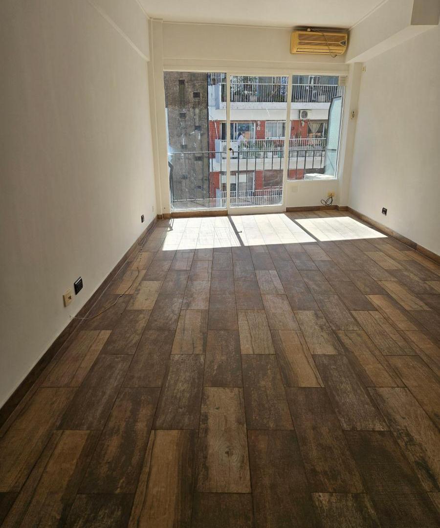 VENTA MONOAMBIENTE A LA CALLE, RECICLADO, APTO PROFESIONAL
