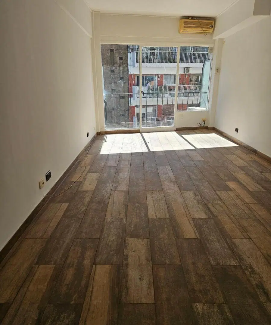 VENTA MONOAMBIENTE A LA CALLE, RECICLADO, APTO PROFESIONAL 2