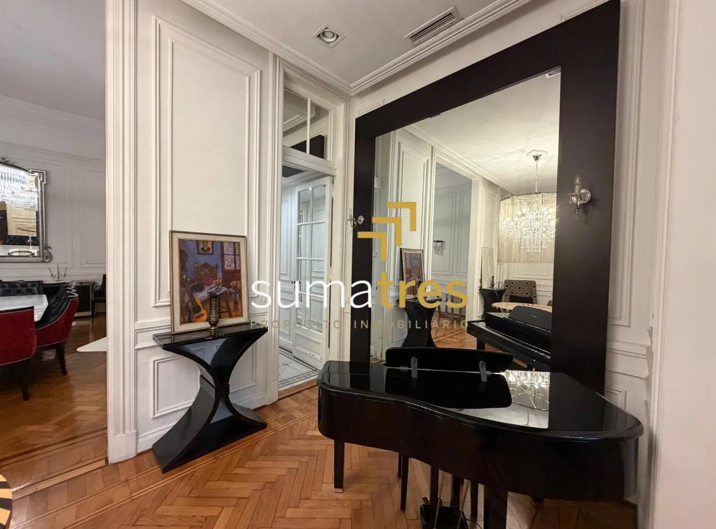 VENTA DE SEMIPISO 6 AMBIENTES  DE 350 M2 EN RETIRO 8
