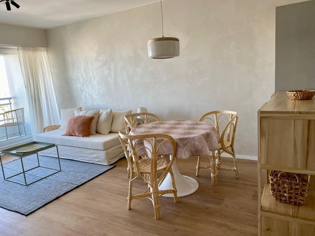 ALQUILER 3 AMBIENTES CON ESCRITORIO AMOBLADO CON 2 COCHERAS Y TERRAZA CON PARRILLA EN PALERMO 2