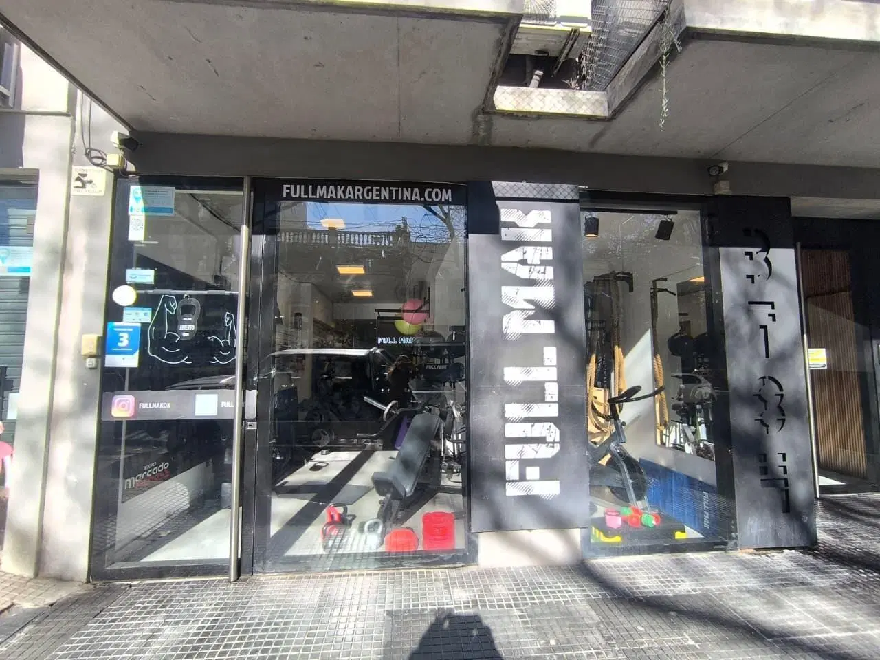ALQUILER DE LOCAL COMERCIAL DE 106M2 EN PALERMO 4