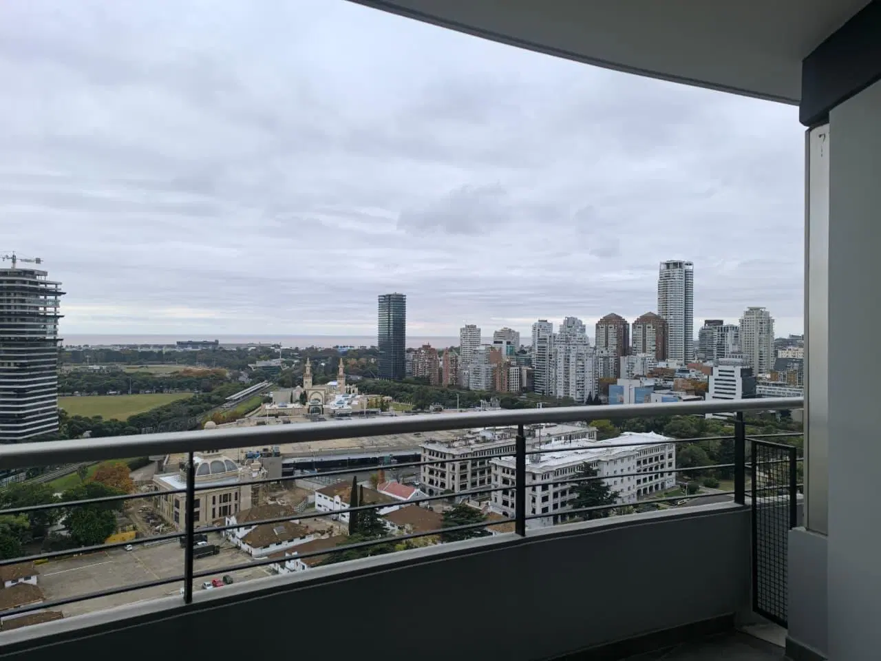 ALQUILER 2 AMBIENTES PISO ALTO CON COCHERA Y BAULERA  EN PALERMO  TORRE PALERMO VIEW FULL AMENITIES 4