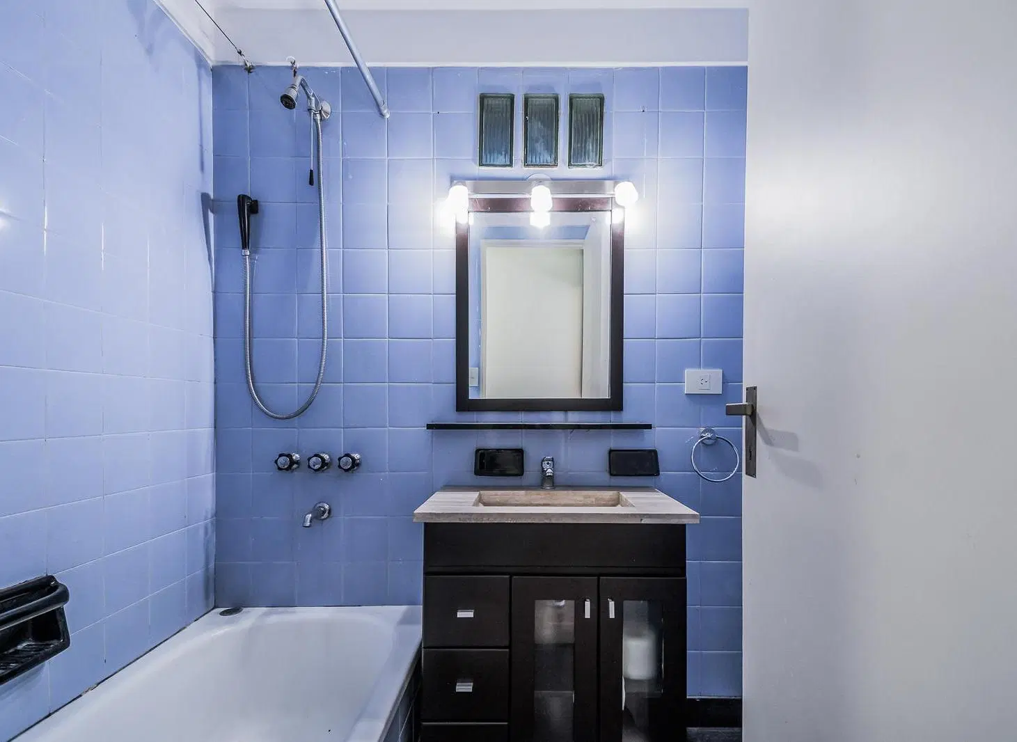 ALQUILER DEPARTAMENTO 2 AMBIENTES CON BALCON AL FRENTE  EN RECOLETA 8