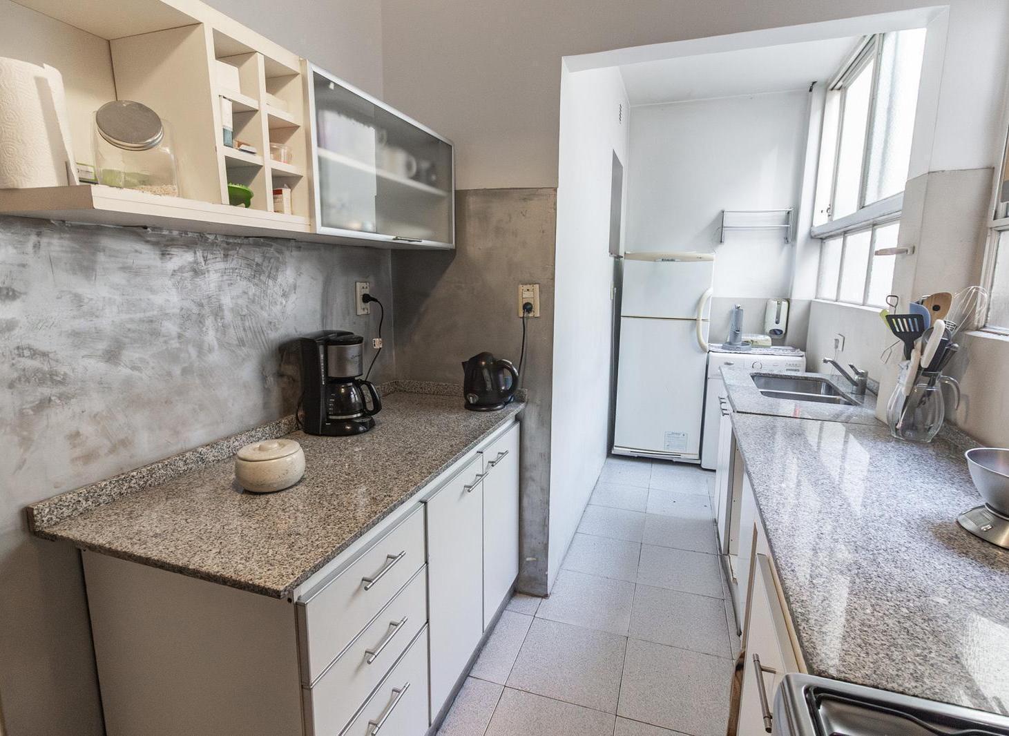 Foto de VENTA DEPARTAMENTO 3 AMBIENTES CON BALCON EN FLORES | APTO CREDITO, imagen 5