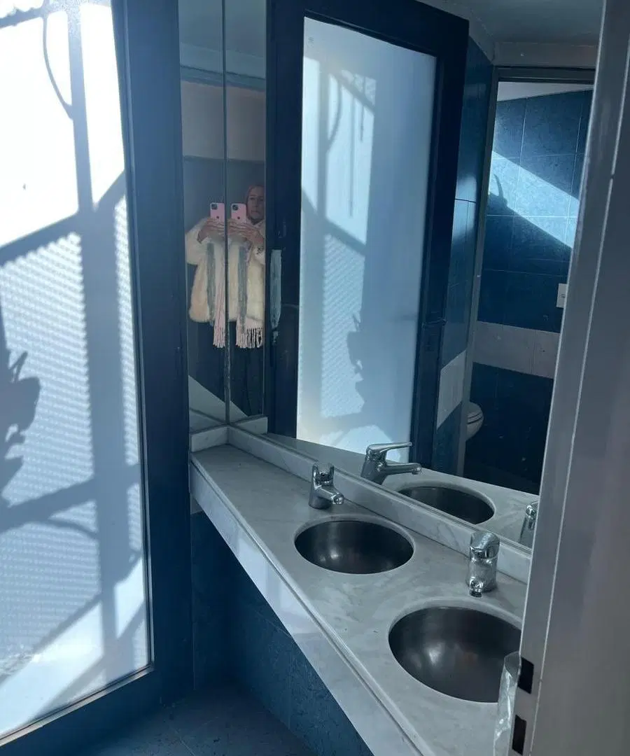 ALQUILER DE OFICINAS DE 180 M2 EN PUERTO MADERO 4
