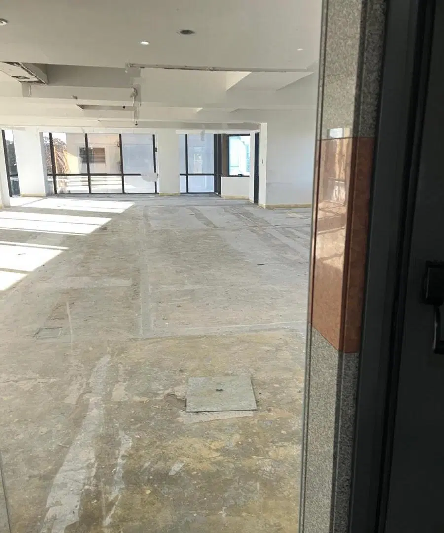 ALQUILER DE OFICINAS DE 180 M2 EN PUERTO MADERO 3