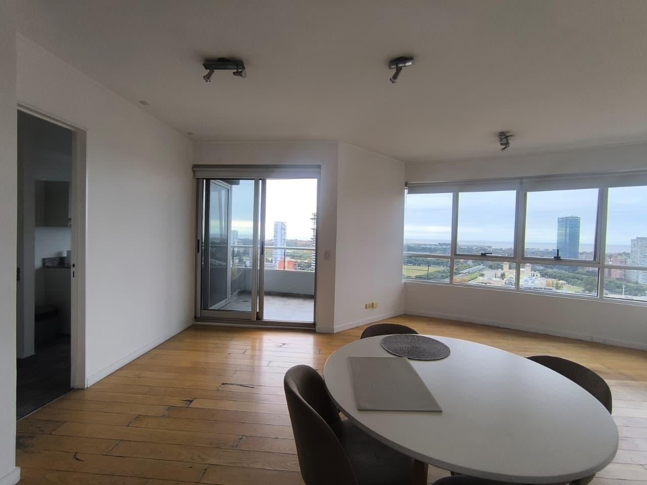 Foto de ALQUILER 2 AMBIENTES PISO ALTO CON COCHERA Y BAULERA EN PALERMO TORRE PALERMO VIEW FULL AMENITIES, imagen 3