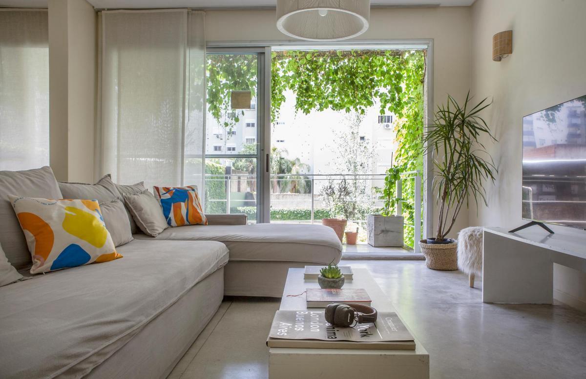 Foto de VENTA DUPLEX 4 AMBIENTES CON COCHERA EN PALERMO HOLLYWOOD, PILETA Y SUM, imagen 3