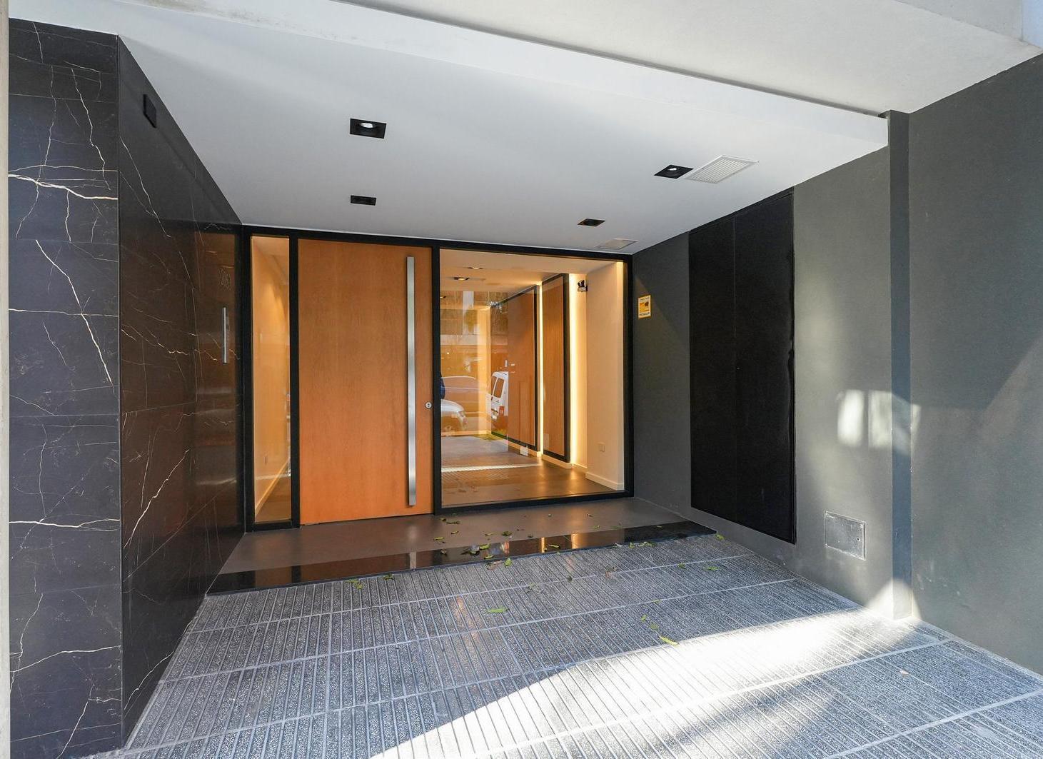 Foto de VENTA DEPARTAMENTO 4 AMBIENTES BALCON COCHERA - EDIFICIO CATEGORIA A, imagen 1