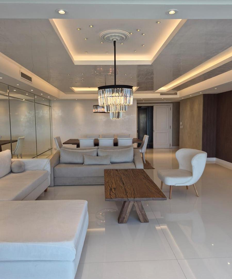 Foto de ALQUILER DEPARTAMENTO 4 AMBIENTES CON DEPENDENCIA Y 2 COCHERAS EN TORRE, imagen 1