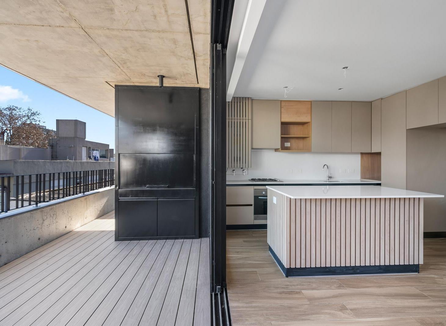Foto de VENTA DEPARTAMENTOS 4 AMBIENTES, BALCON TERRAZA Y PARRILLA PROPIA, imagen 1