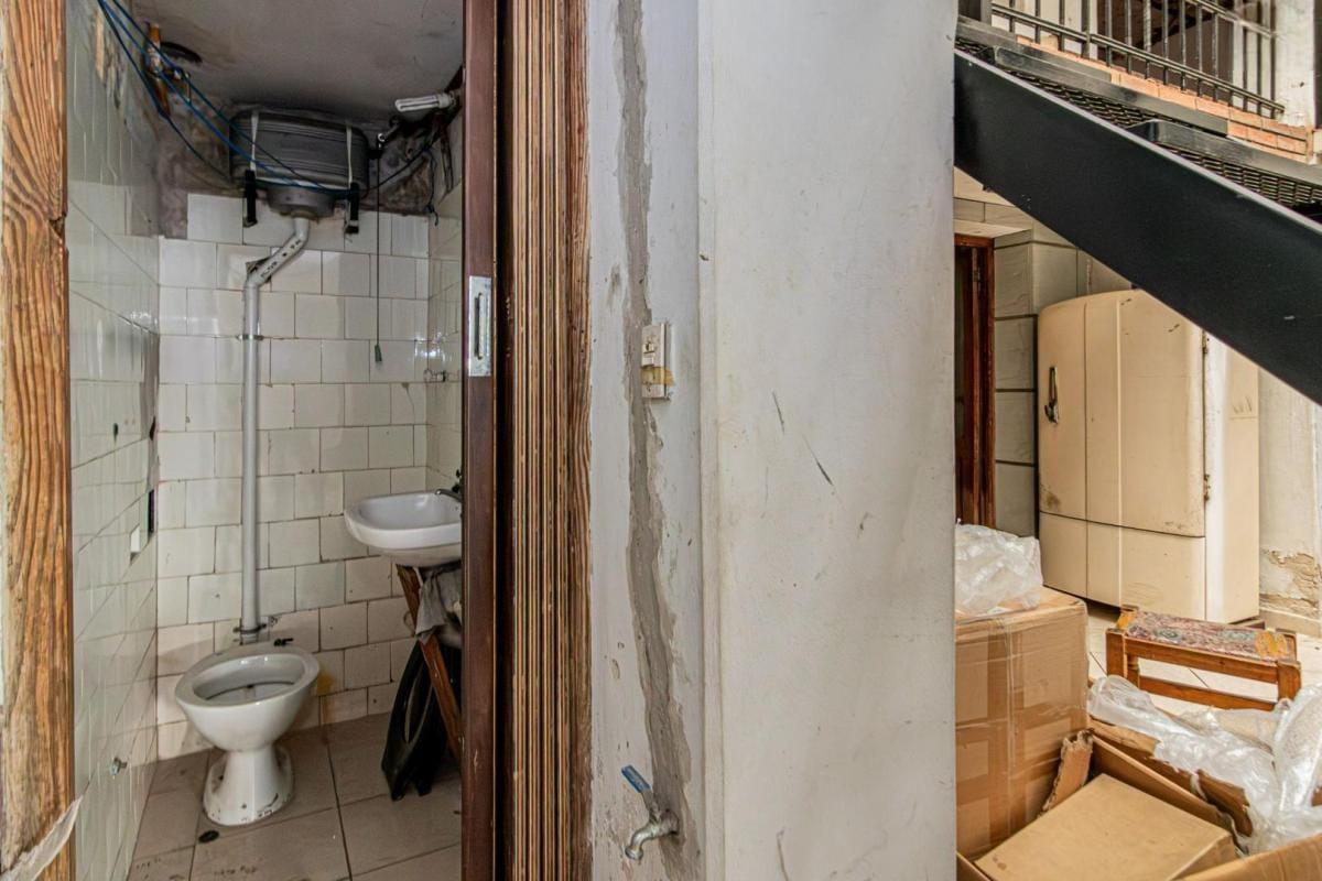Foto de Alquiler de local comercial 222 m2 VILLA URQUIZA APTO TODO DESTINO, imagen 3
