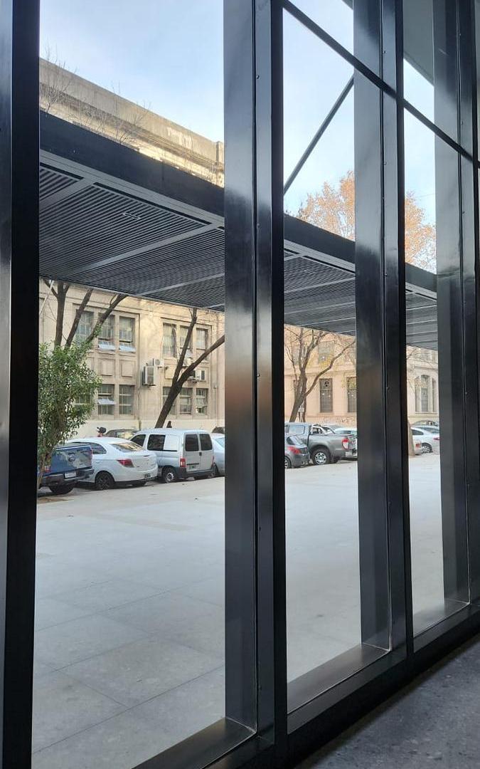 Foto de VENTA DE DEPARTAMENTO 2 AMBIENTES CON BALCON EN QUARTIER MADERO, imagen 3