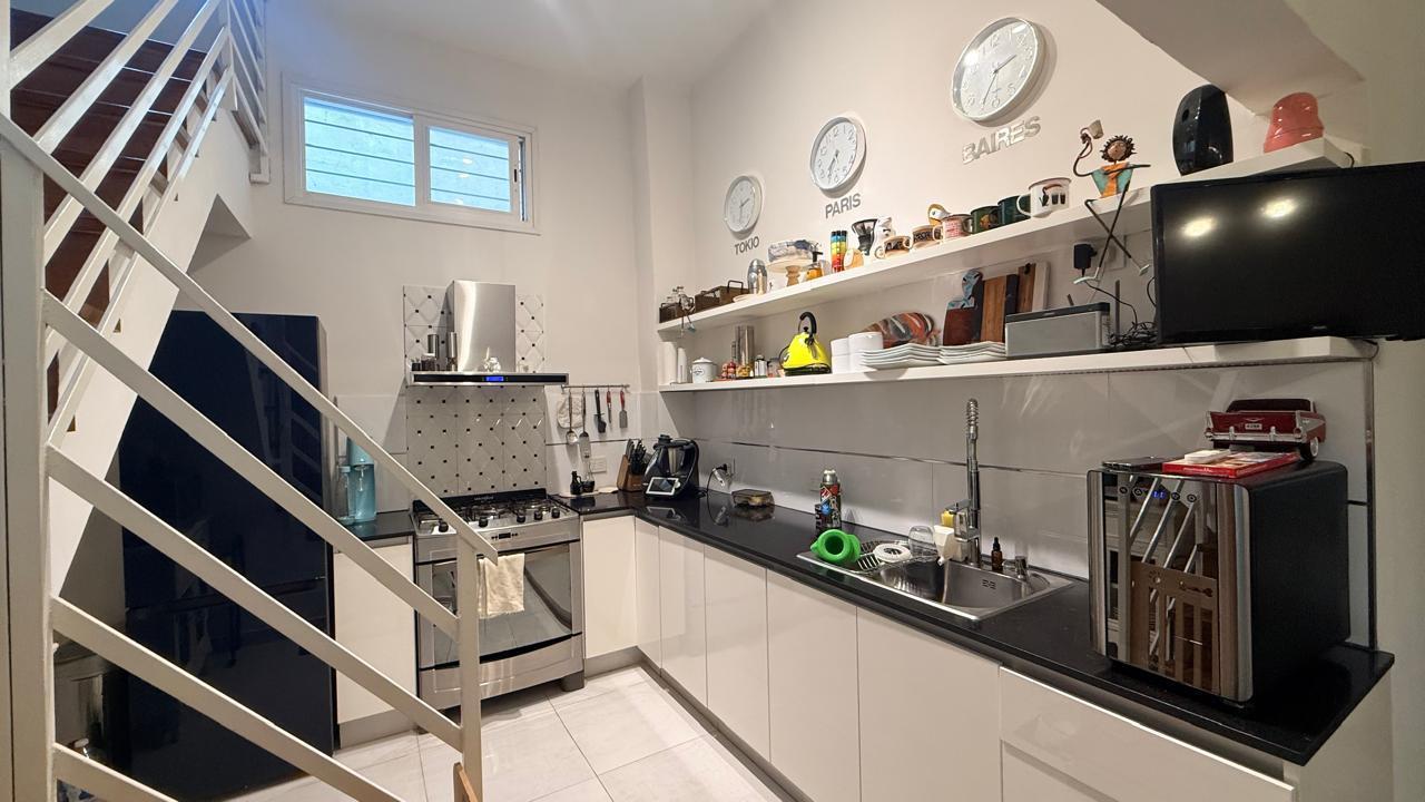 Foto de VENTA PH 3 AMBIENTES EN VILLA DEVOTO, GARAGE, TERRAZA PROPIA, ENTRADA, imagen 4