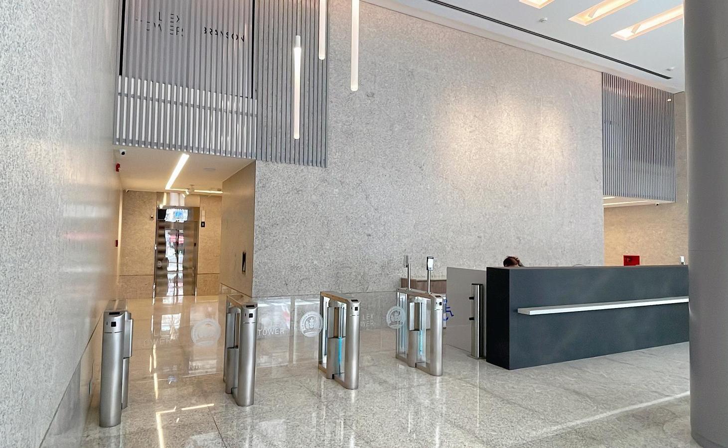 Foto de VENTA DE OFICINA AAA DE 160 M2 EN SAN NICOLAS TORRE LEX TOWER, imagen 3