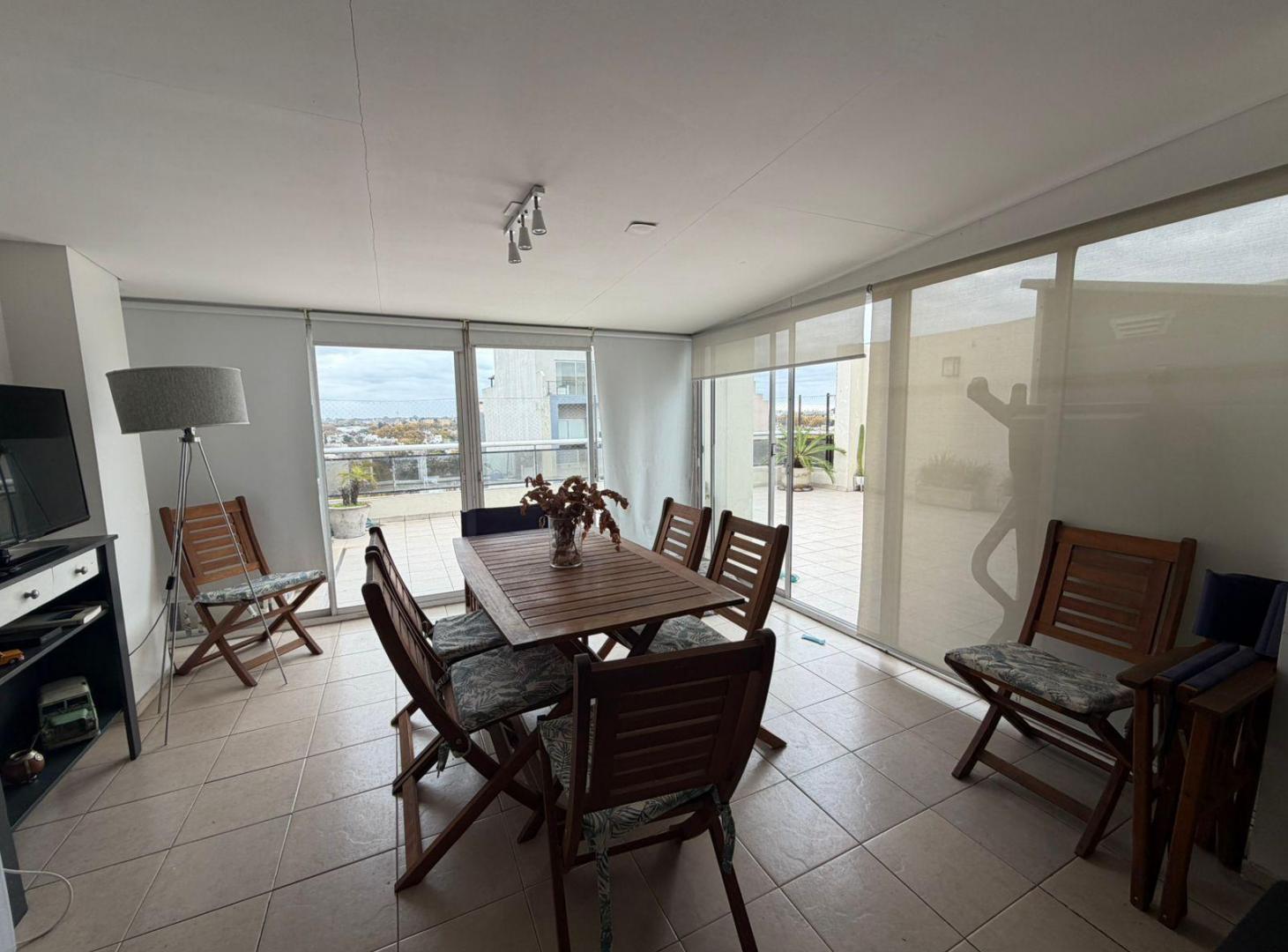 Foto de VENTA DUPLEX 3 AMBIENTES CON TERRAZA QUINCHO, PARRILLA PROPIA VILLA, imagen 5