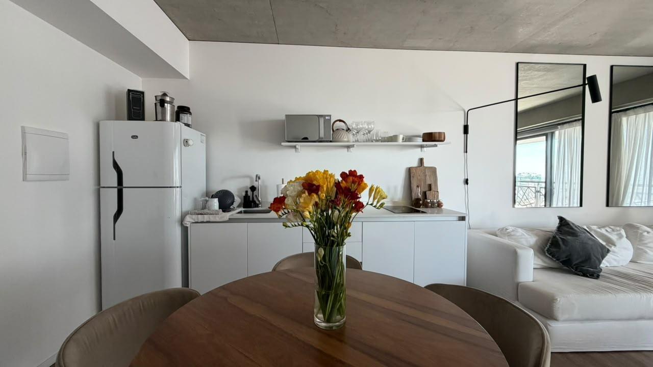 Foto de ALQUILER DEPARTAMENTO 2 AMBIENTES AMOBLADO Y COCHERA EN PUERTO MADERO |, imagen 5