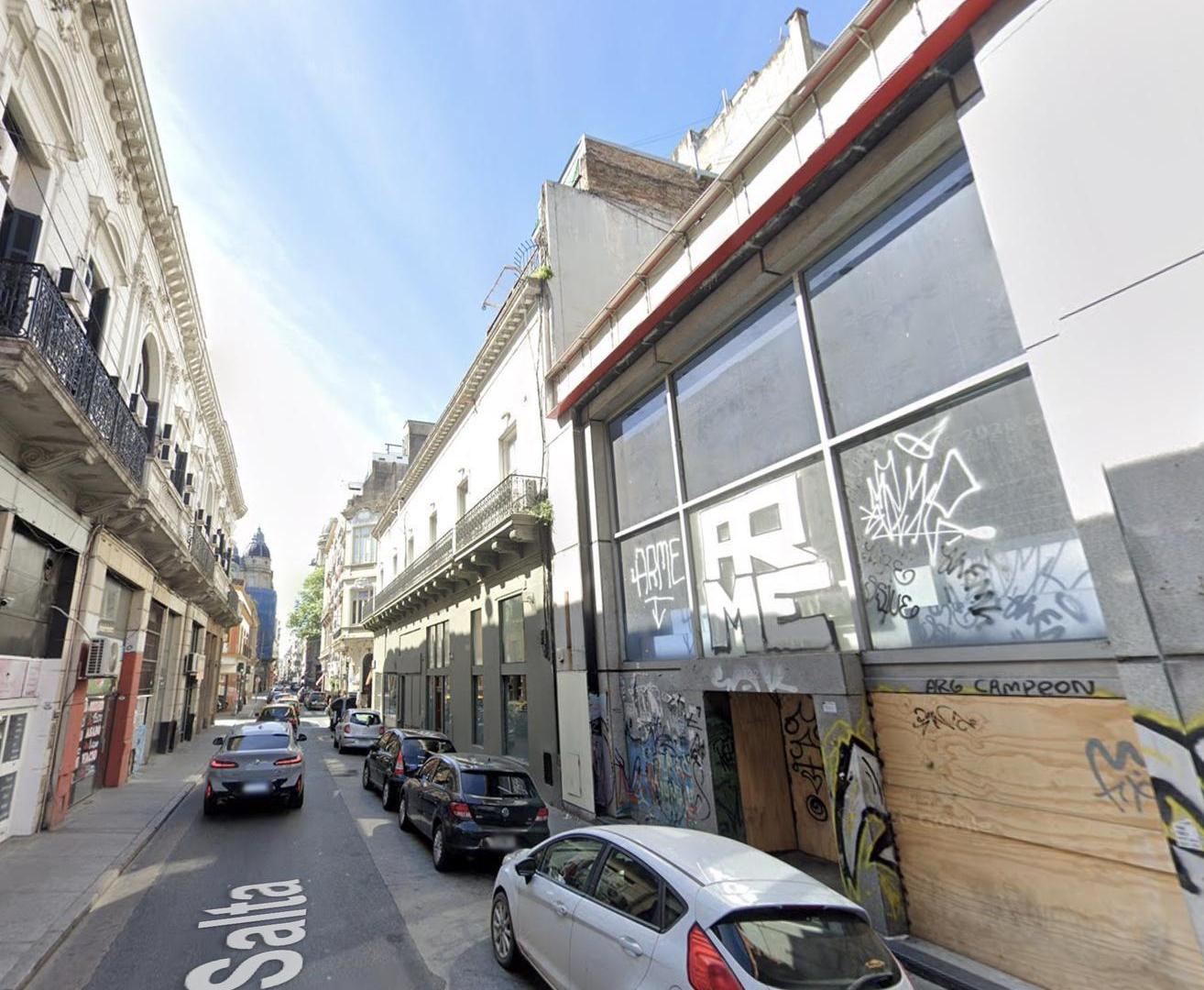 Foto de VENTA DE LOCAL COMERCIAL APTO TODO DESTINO EN ALMAGRO, imagen 1