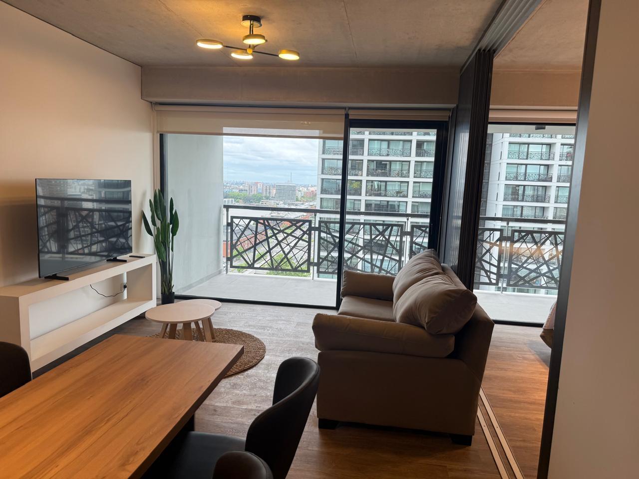 Foto de ALQUILER DEPARTAMENTO 2 AMBIENTES AMOBLADO CON COCHERA EN QUARTIER DEL, imagen 1