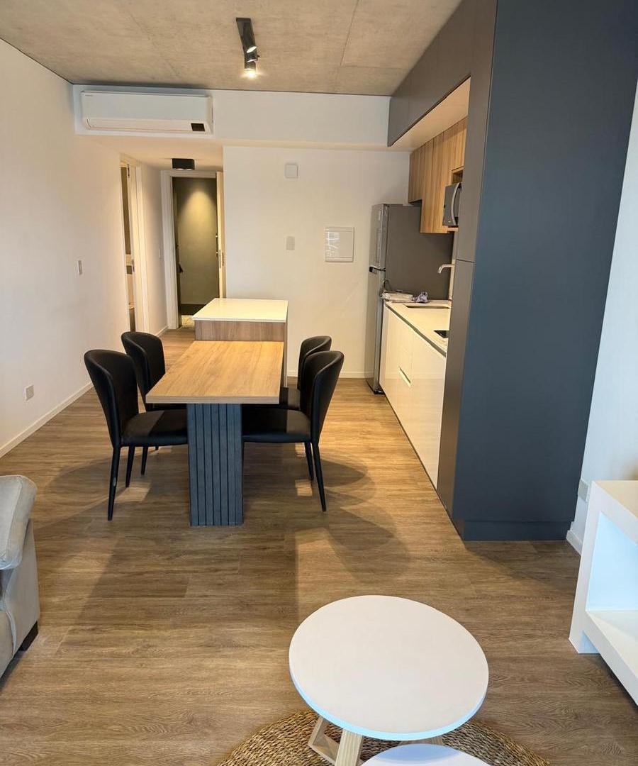 Foto de ALQUILER DEPARTAMENTO 2 AMBIENTES AMOBLADO CON COCHERA EN QUARTIER DEL, imagen 2