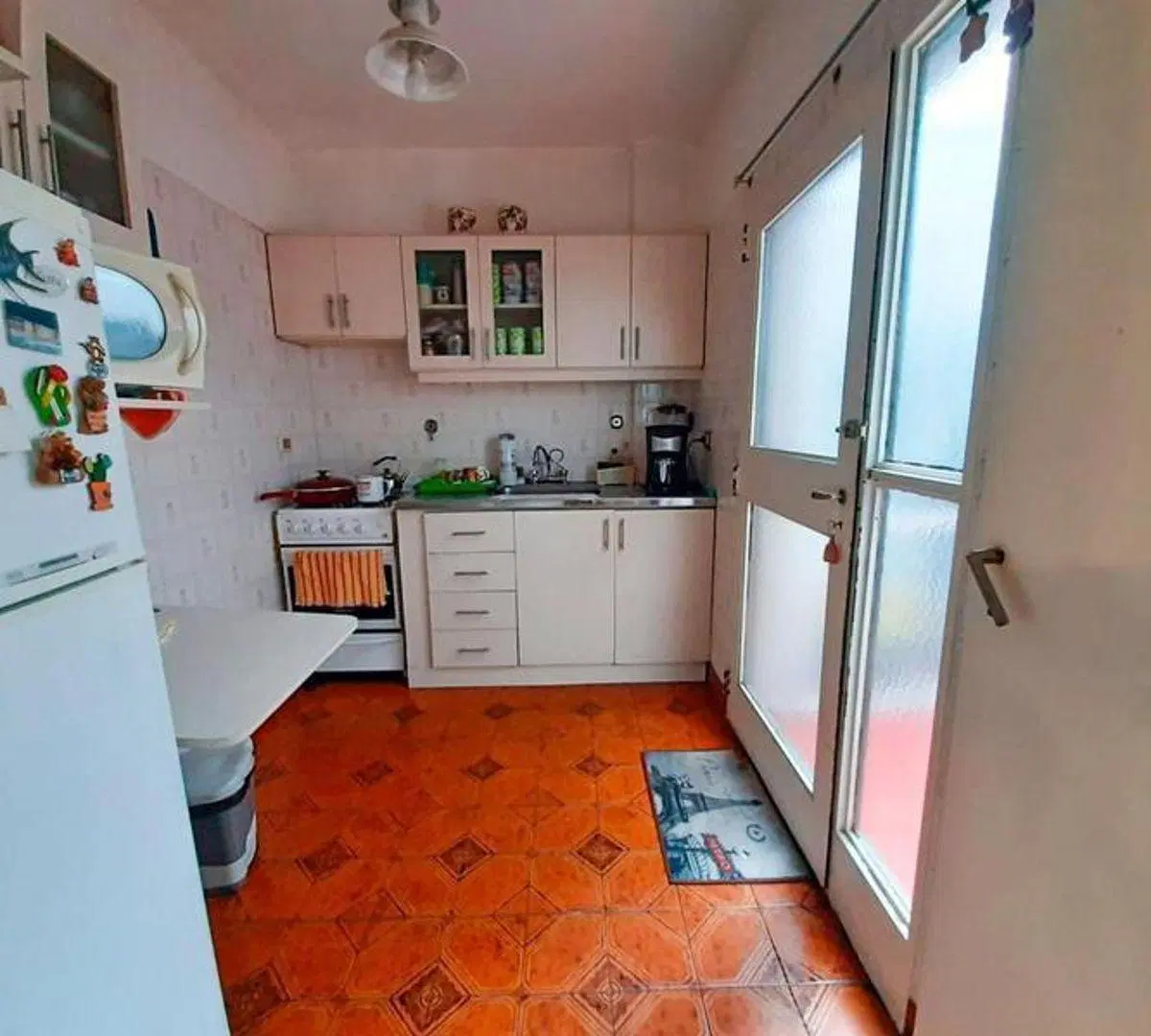 Departamento de 2 ambientes con patio y balcón en alquiler San Martín 6