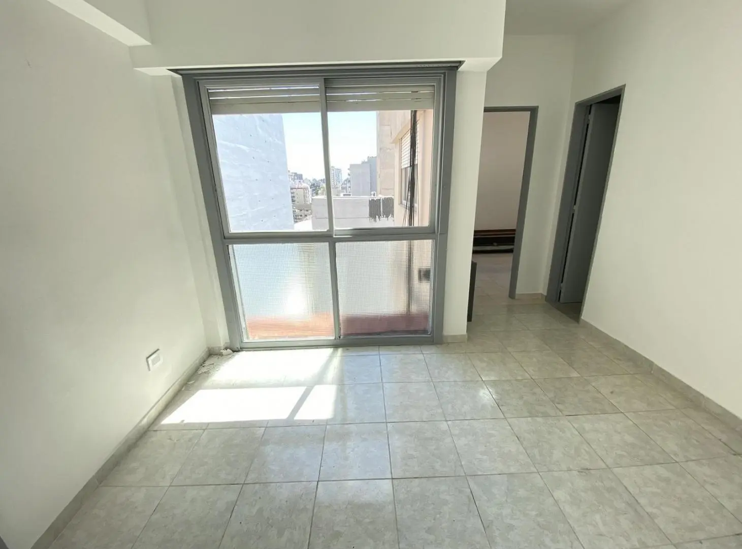 EXCELENTE DEPTO 2 AMB CON BALCON RECICLADO EN BOEDO/ CABALLITO - JOSE MARMOL 755 8°C 3
