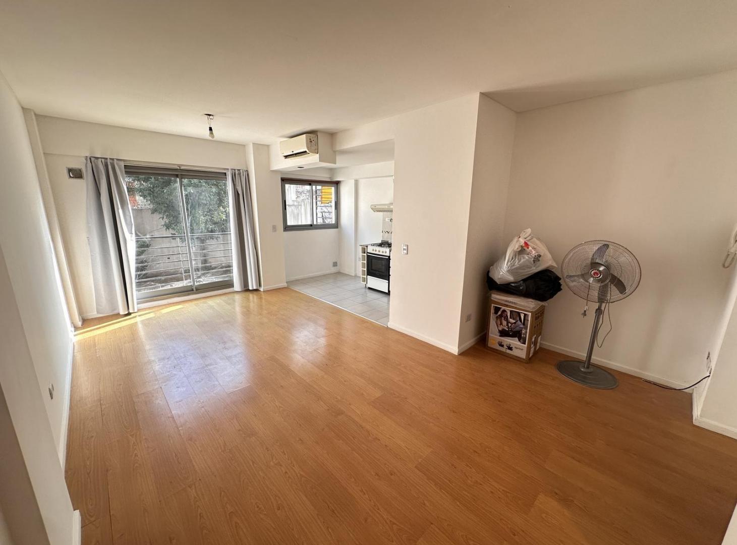 EXCELENTE MONOAMBIENTE MODERNO CON BALCON EN PARQUE CHACABUCO
