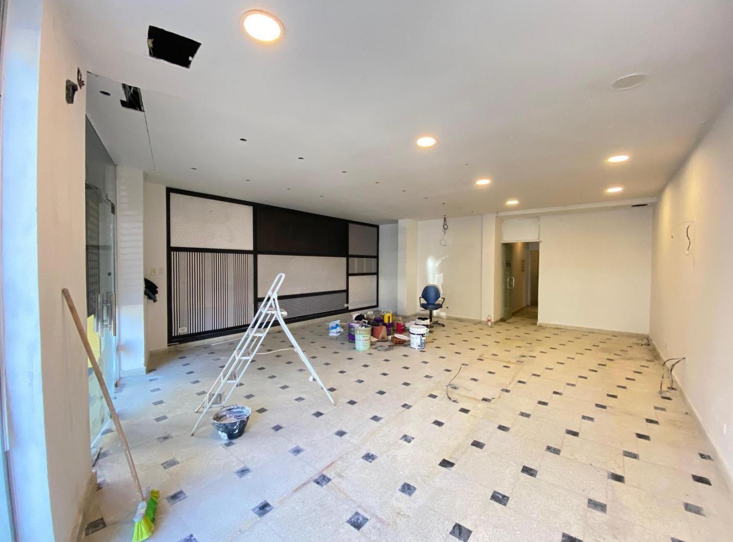 Foto de EXCELENTE LOCAL C/ SÓTANO APTO TODO RUBRO, 2 BAÑOS, EN LA MEJOR CUADRA, imagen 4