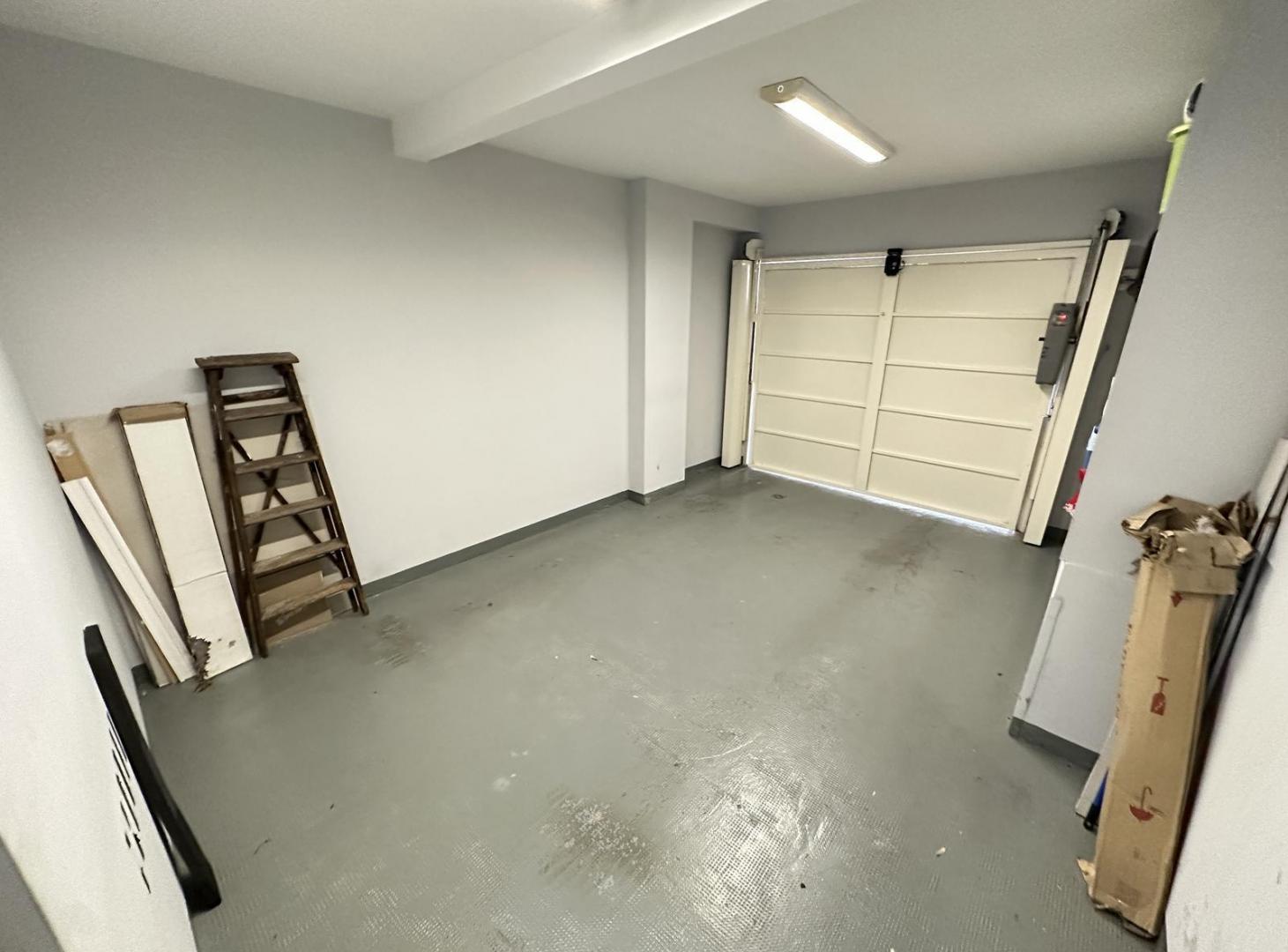 Foto de ARROTEA 645 - IMPECABLE PH 4 AMB CON PATIO - PLAYROOM Y COCHERA - FLORES, imagen 3