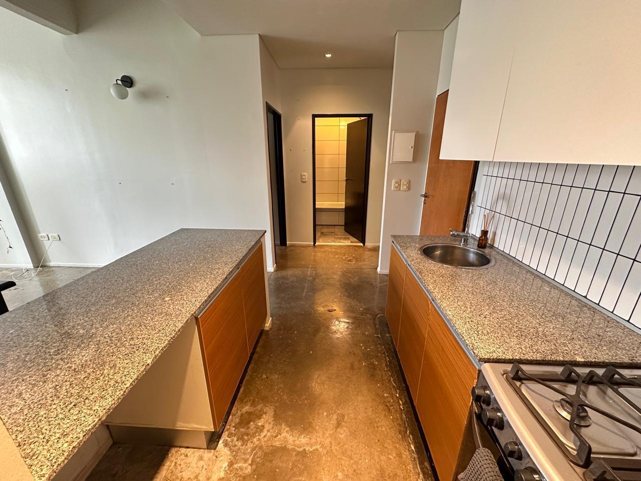 Foto de HERMOSO DEPARTAMENTO 2 AMBIENTES EN PASAJE PORTUGAL - CABALLITO /, imagen 4
