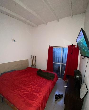 Foto de LOCAL/DEPOSITO + 3 Deptos (2 amb) calle Otawa, imagen 5