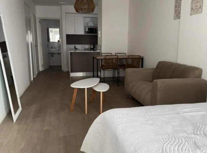 ALQUIER MONOAMBIENTE AMUEBLADO 1